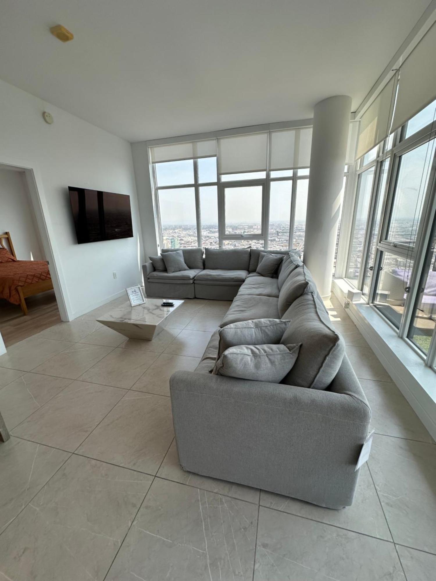 Apartamento 2br Panoramic City Views!